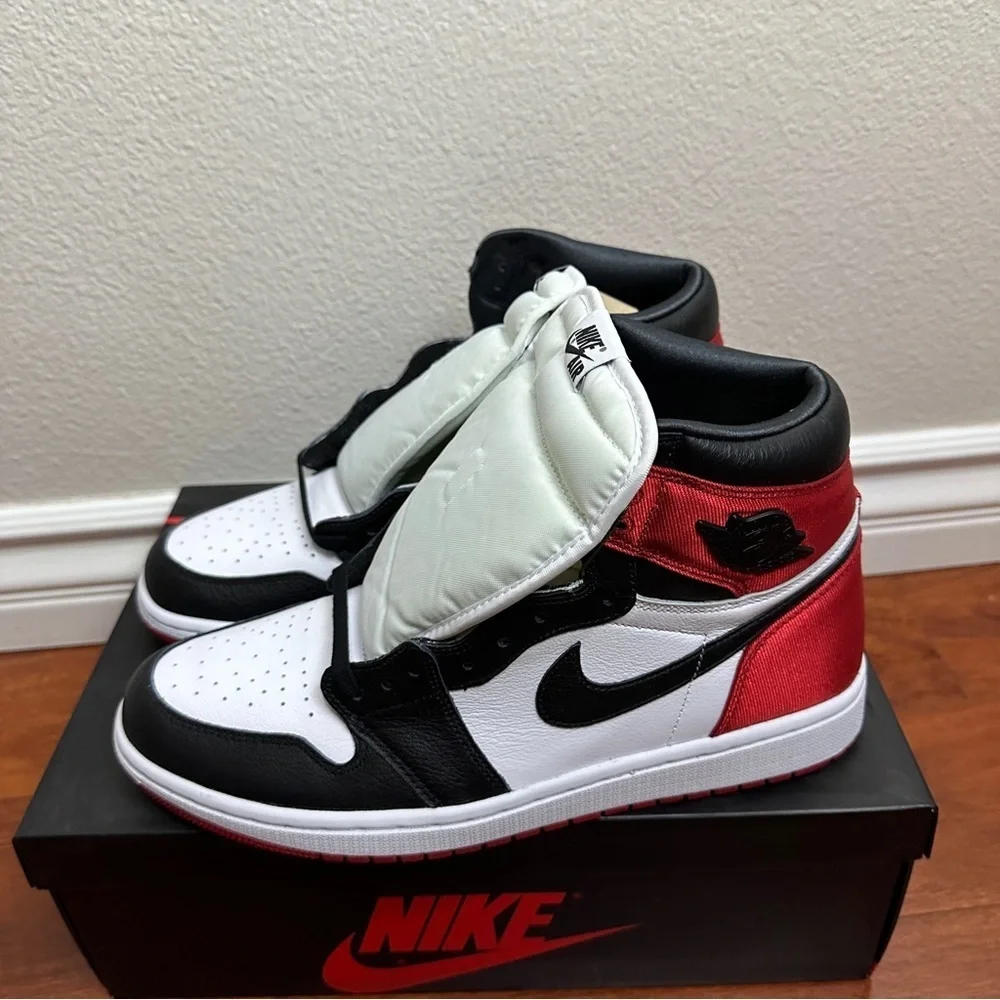 Jordan 1 Retro High Satin Black Toe (Women's) Size 12
